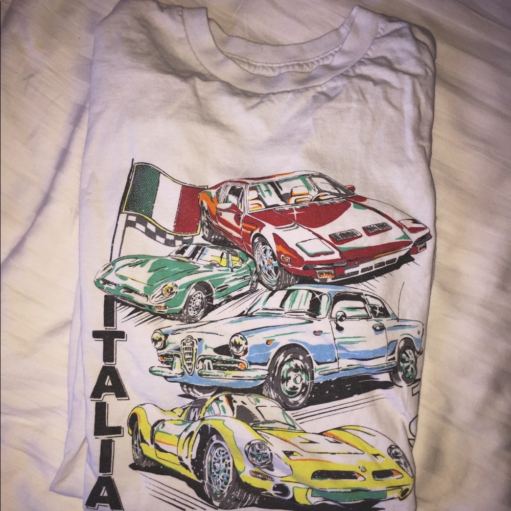 Brandy Melville Italia car tee